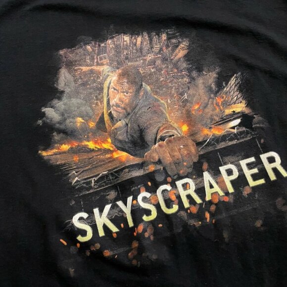Movie Promo Shirt Men Size M Black Sky Scraper 2018 The Rock Dwayne Johnson - Picture 3 of 5
